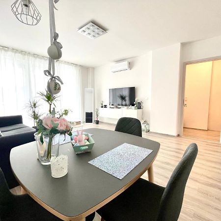 West Budapest-Edge Of Downtown-Free Parking المظهر الخارجي الصورة