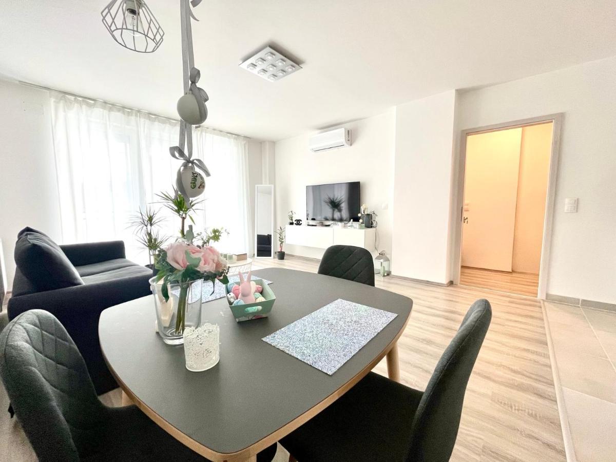 West Budapest-Edge Of Downtown-Free Parking المظهر الخارجي الصورة